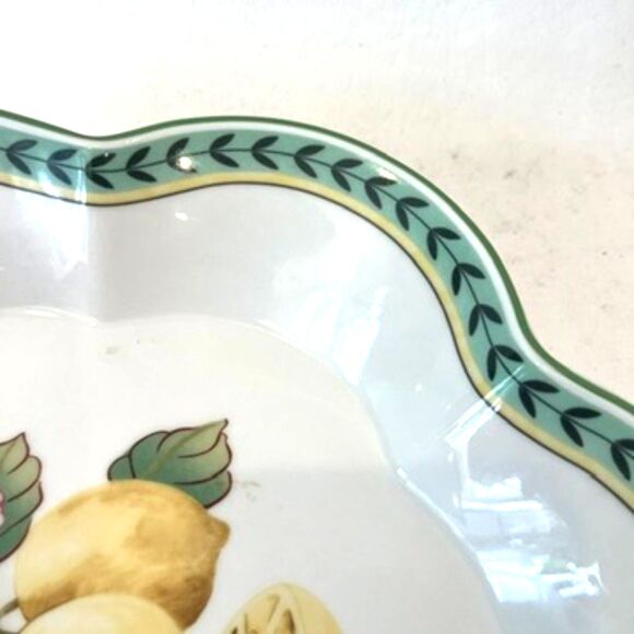 Villeroy & Boch French Garden Charm Citrus 10" Serving Bowl Scalloped Edge - Picture 4 of 5